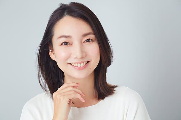 【大人のナチュラルメイクの正解は?】4つの見直しポイントでフレッシュな自分に!