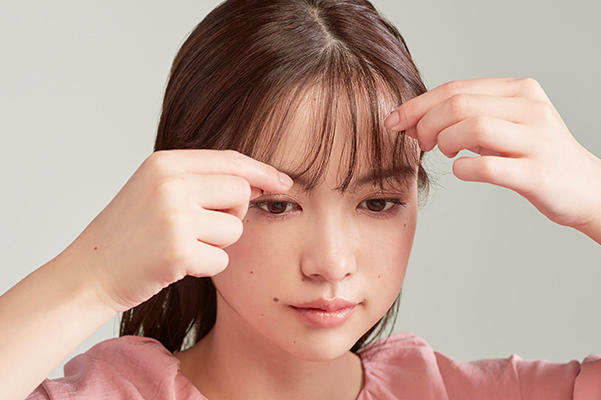 知的な印象に! 外ハネセンター分けHOW TO