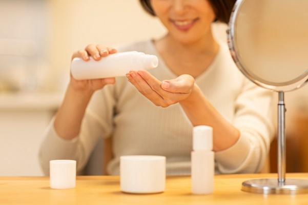 【2026年最新・おすすめ乳液17選】肌のなめらかさに差が出る使い方からおすすめアイテムまで