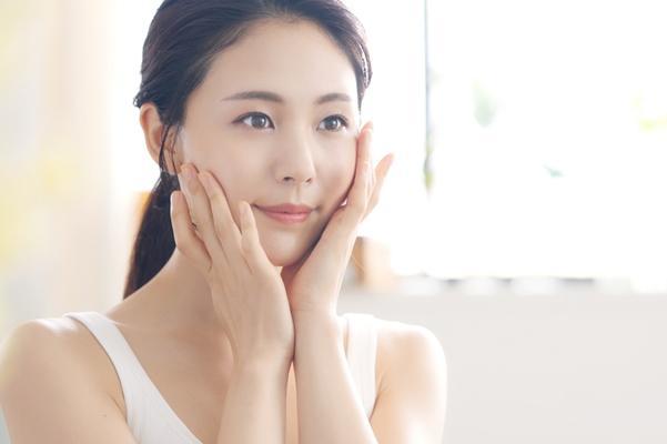 美白ケアのために!化粧品の効果的な使い方とは?